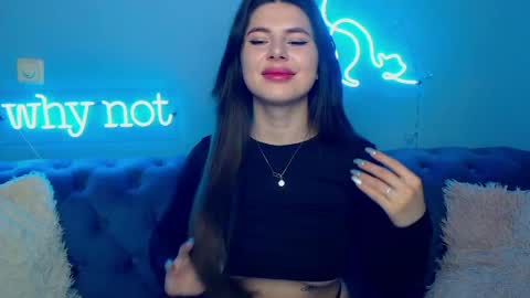 viollinalv online show from April 3, 2026, 4:43 am