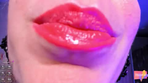  VelvettTime  online show from November 19, 2025, 6:02 am