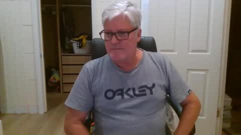 viper654321 online show from April 29, 2026, 7:34 am