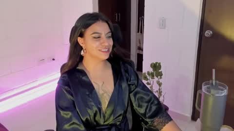 Lu online show from January 21, 2025, 4:54 am