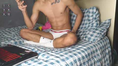 VITO BENZ online show from January 27, 2025, 4:09 am