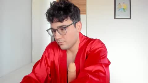 Vito Ferrer online show from October 22, 2025, 12:05 pm