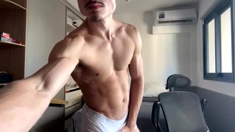 vitoraugustoxxx online show from September 30, 2025, 4:56 pm