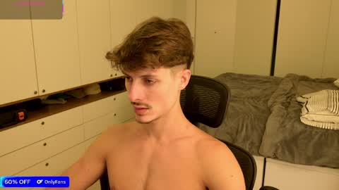 vitoraugustoxxx online show from April 8, 2026, 7:14 pm