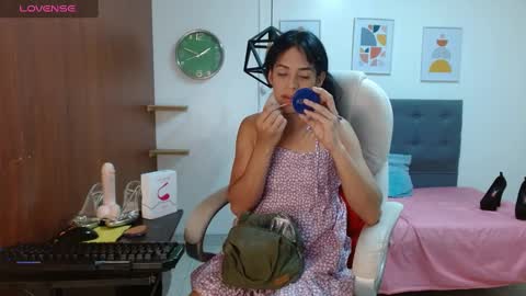 VITTORIA  online show from January 11, 2025, 10:51 am