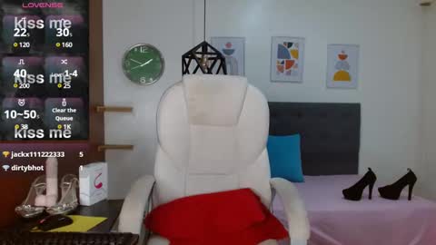 VITTORIA  online show from January 16, 2025, 4:39 pm