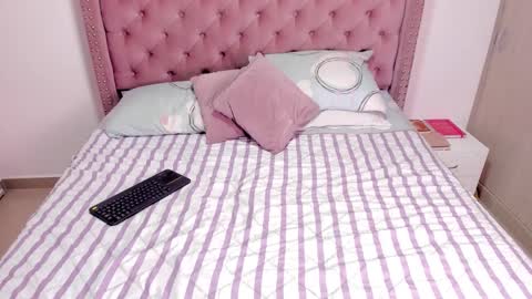 vivi cooper online show from February 14, 2025, 9:43 pm