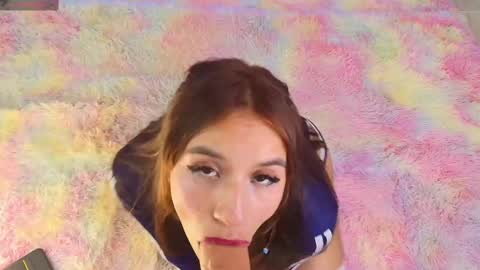 Vivi online show from March 10, 2025, 2:39 am