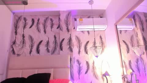 Viviana  online show from October 17, 2025, 11:18 pm