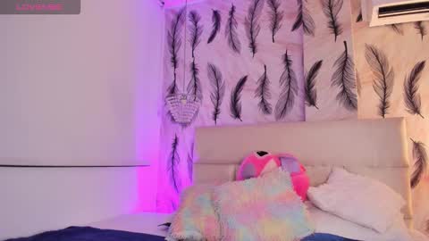 Viviana  online show from February 13, 2026, 11:23 pm