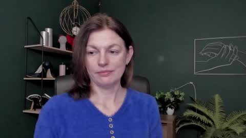 Vivian online show from January 12, 2026, 7:02 am