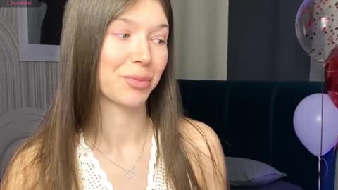 Snapshot of vivian_evans_ chatting on February 20, 2025, 4:07 am Vivian Evans online show from February 20, 2025, 4:07 am