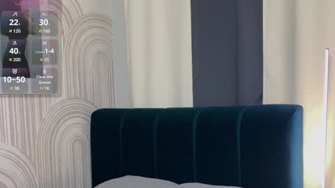 Snapshot of vivian_evans_ chatting on February 26, 2025, 1:00 am Vivian Evans online show from February 26, 2025, 1:00 am