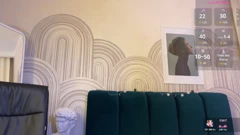 Snapshot of vivian_evans_ chatting on December 23, 2025, 1:14 am Vivian Evans online show from December 23, 2025, 1:14 am