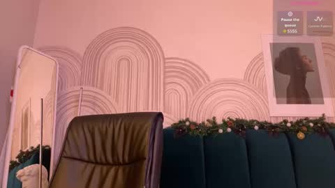 Snapshot of vivian_evans_ chatting on January 17, 2026, 12:15 am Vivian Evans online show from January 17, 2026, 12:15 am