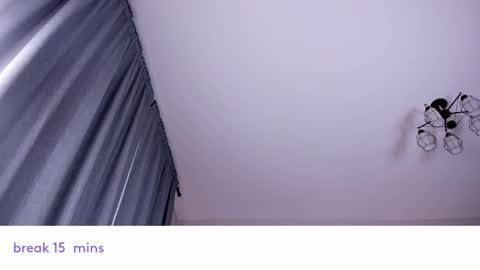 vivian_qwerty online show from March 1, 2025, 7:19 am