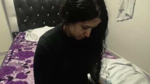 Snapshot of vivian_walt_ chatting on June 24, 2026, 6:12 am melissa online show from June 24, 2026, 6:12 am