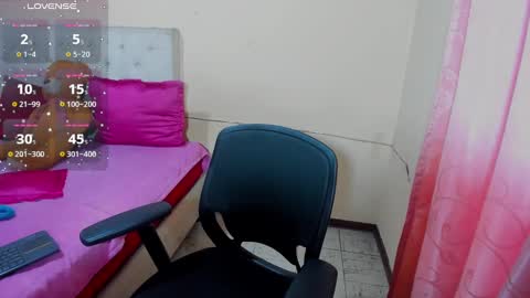 instagram Viviana73215 online show from December 23, 2024, 2:17 pm