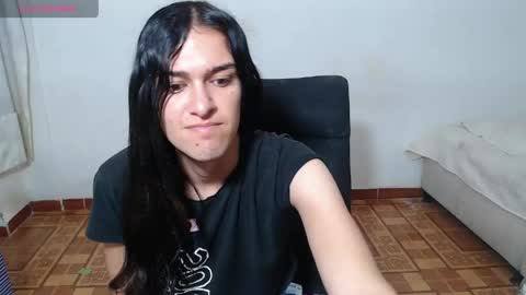 Snapshot of vivianalatin chatting on May 28, 2026, 11:40 am instagram Viviana73215 online show from May 28, 2026, 11:40 am