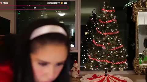 Snapshot of vivianaortega chatting on December 9, 2024, 1:07 am Vivi online show from December 9, 2024, 1:07 am