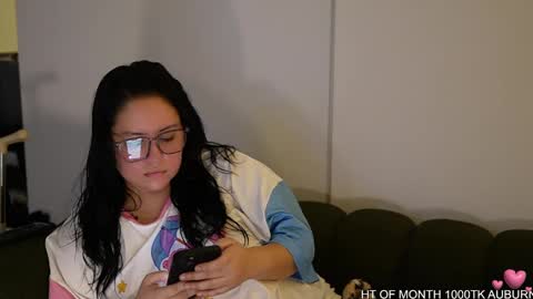 Snapshot of vivianaortega chatting on February 6, 2025, 2:33 am Vivi online show from February 6, 2025, 2:33 am