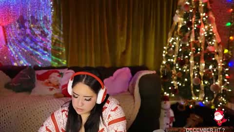 Snapshot of vivianaortega chatting on December 3, 2025, 1:46 am Vivi online show from December 3, 2025, 1:46 am