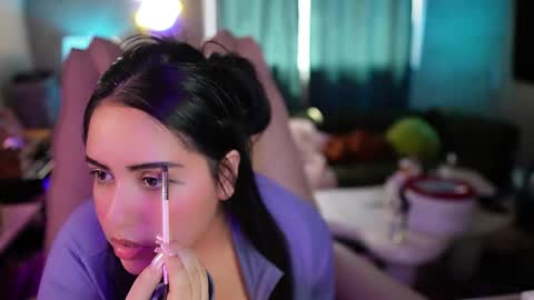 Vivi online show from April 23, 2026, 5:26 pm