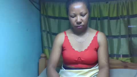 viviane0812 online show from October 15, 2025, 1:00 pm