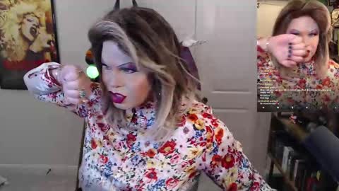 VivianFrosty online show from September 26, 2025, 2:37 am