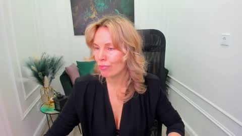 Sinti online show from April 23, 2026, 4:46 am