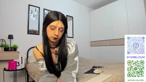 Vivian online show from September 11, 2025, 3:17 am