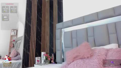 Vivi online show from December 20, 2025, 12:12 pm