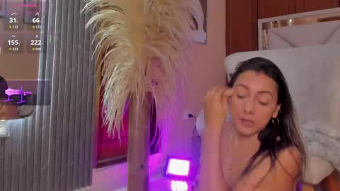 Snapshot of vivianne_scott chatting on May 29, 2026, 2:26 pm Vivi online show from May 29, 2026, 2:26 pm