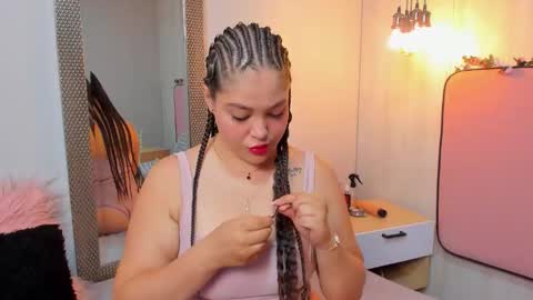 Vivian online show from September 16, 2025, 12:17 pm