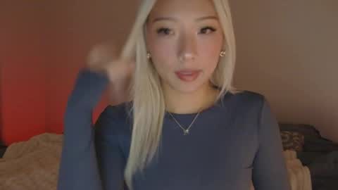 Snapshot of vivianwinters chatting on November 7, 2025, 12:10 am vivianwinters online show from November 7, 2025, 12:10 am