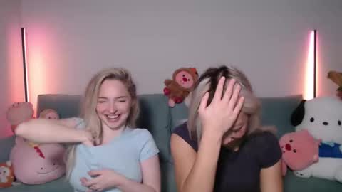 Snapshot of vivianwinters chatting on November 26, 2025, 9:16 pm vivianwinters online show from November 26, 2025, 9:16 pm