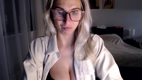 VI       online show from December 17, 2024, 5:15 pm