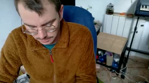 Viv online show from December 22, 2025, 12:24 pm