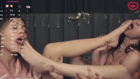 Nelly and Mari online show from January 22, 2025, 10:18 am