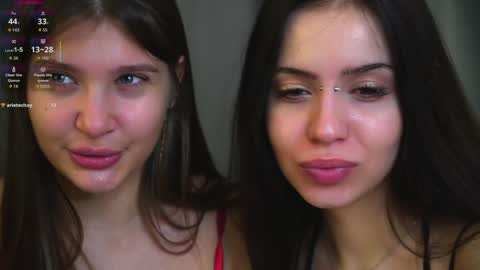 Nelly and Mari online show from March 17, 2026, 7:23 am