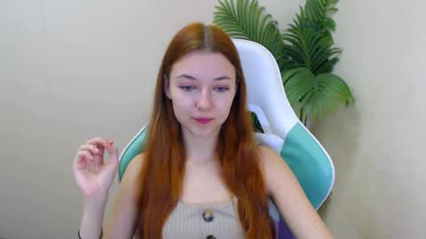 Vivien online show from January 15, 2025, 7:44 pm