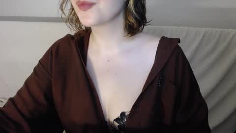 Viya online show from September 20, 2025, 1:06 am