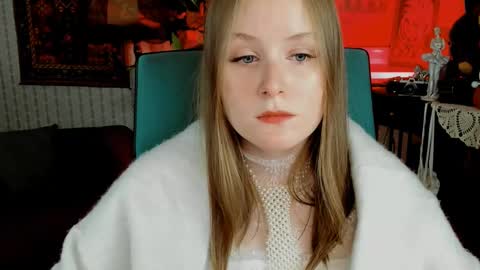 Vivien online show from February 9, 2025, 1:03 pm
