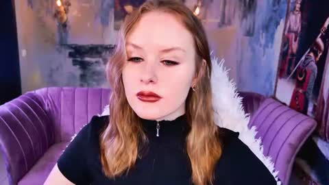 Vivien online show from June 28, 2026, 5:35 am