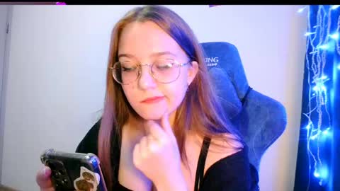 Snapshot of vivivivikkie chatting on April 26, 2026, 8:50 pm vivivivikkie online show from April 26, 2026, 8:50 pm