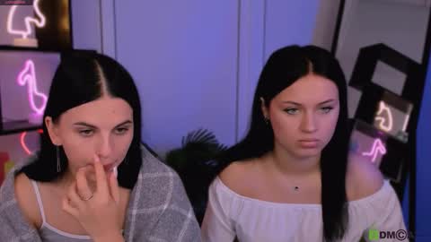 vivy_star online show from October 2, 2025, 8:54 am