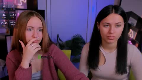 vivy_star online show from October 4, 2025, 8:34 am