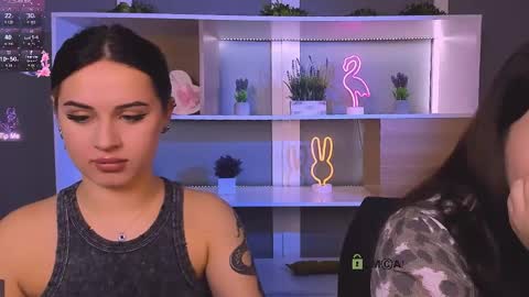 vivy_star online show from April 6, 2026, 6:53 pm