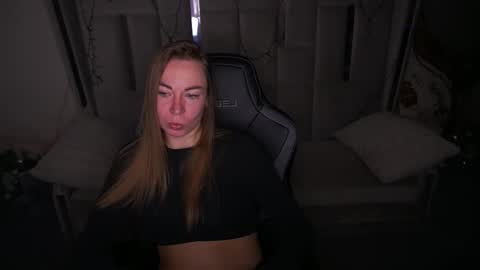 Ur Lady online show from March 5, 2026, 9:22 pm