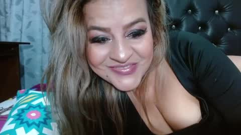 Snapshot of vkleiin chatting on May 15, 2026, 5:47 am Venus online show from May 15, 2026, 5:47 am
